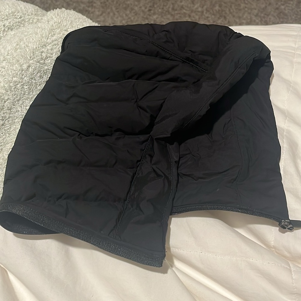 Lululemon Jacket - Picture 7 of 8